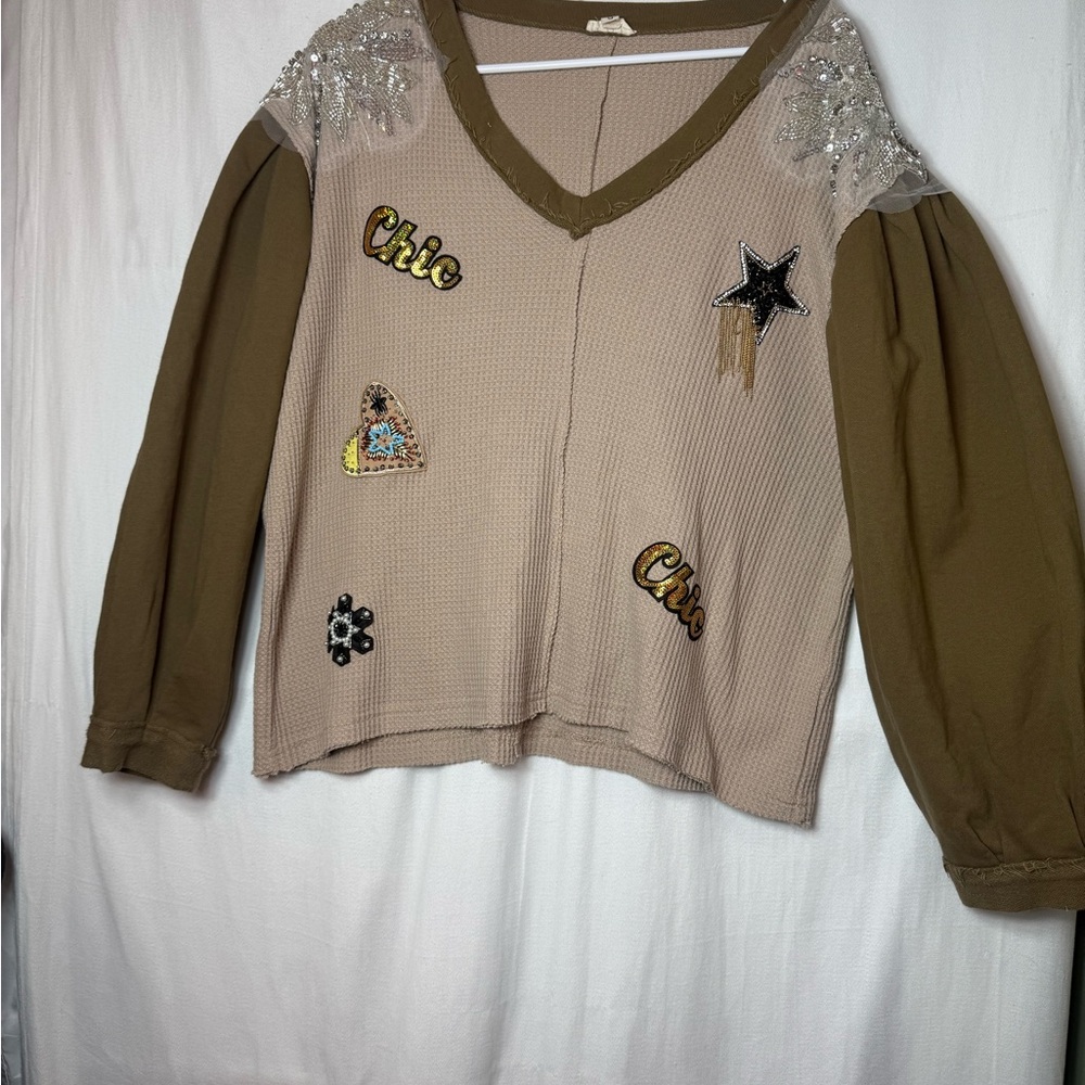 POL V-neck glam patches contrast long sleeves SIZE S